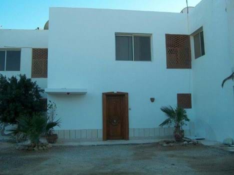 Extra super luxe villa for sale | Aden Beach